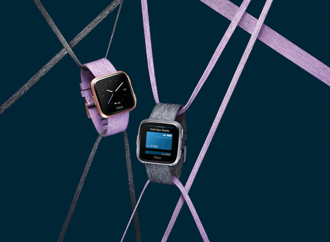 fitbit versa flanco