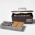 Target está vendiendo un caddy de S’mores de Hershey’s a 10 dólares