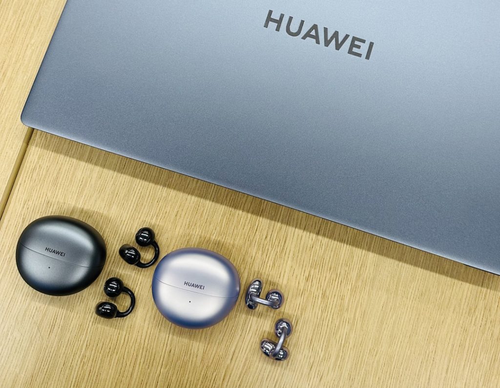 Las características de los audífonos Huawei Freeclip que debemos destacar son: su diseño innovador y que son open ear. Aquí toda la info: