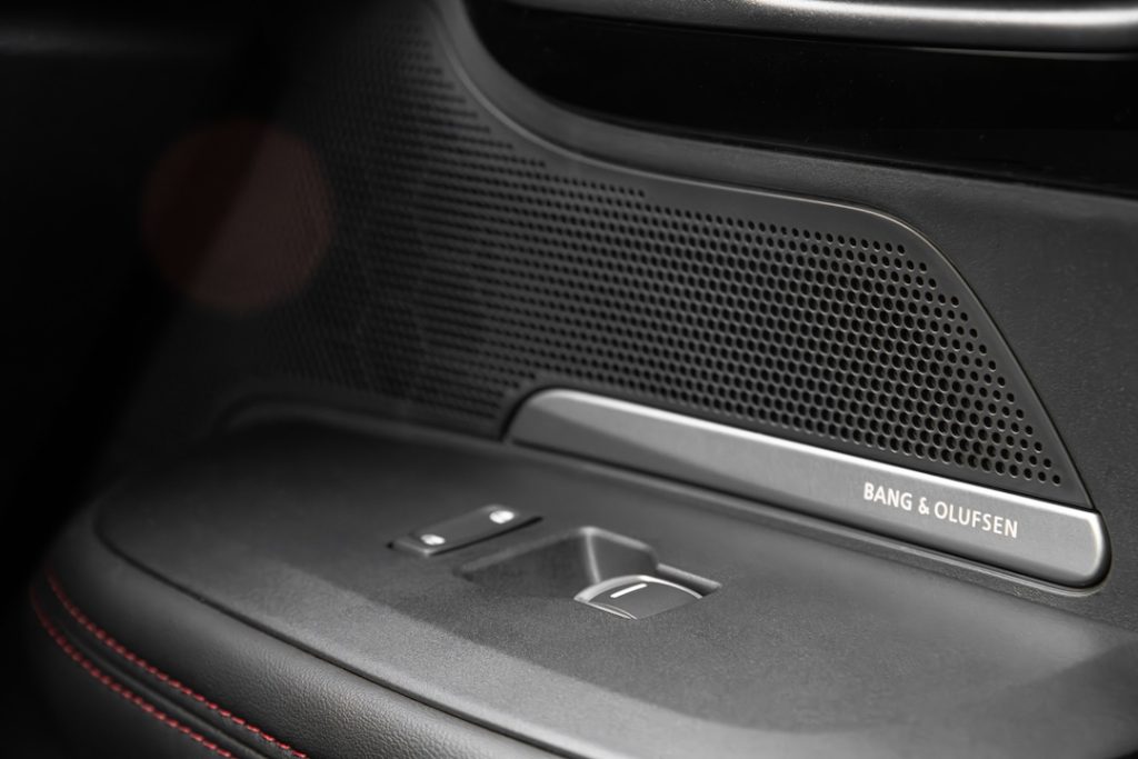 sistema de sonido premium en Acura
